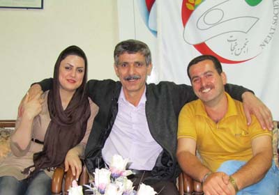 بازگشت علی خاتمی و رضا رجب زاده (دو عضو سابق مجاهدین) به کانون گرم خانواده در ایران