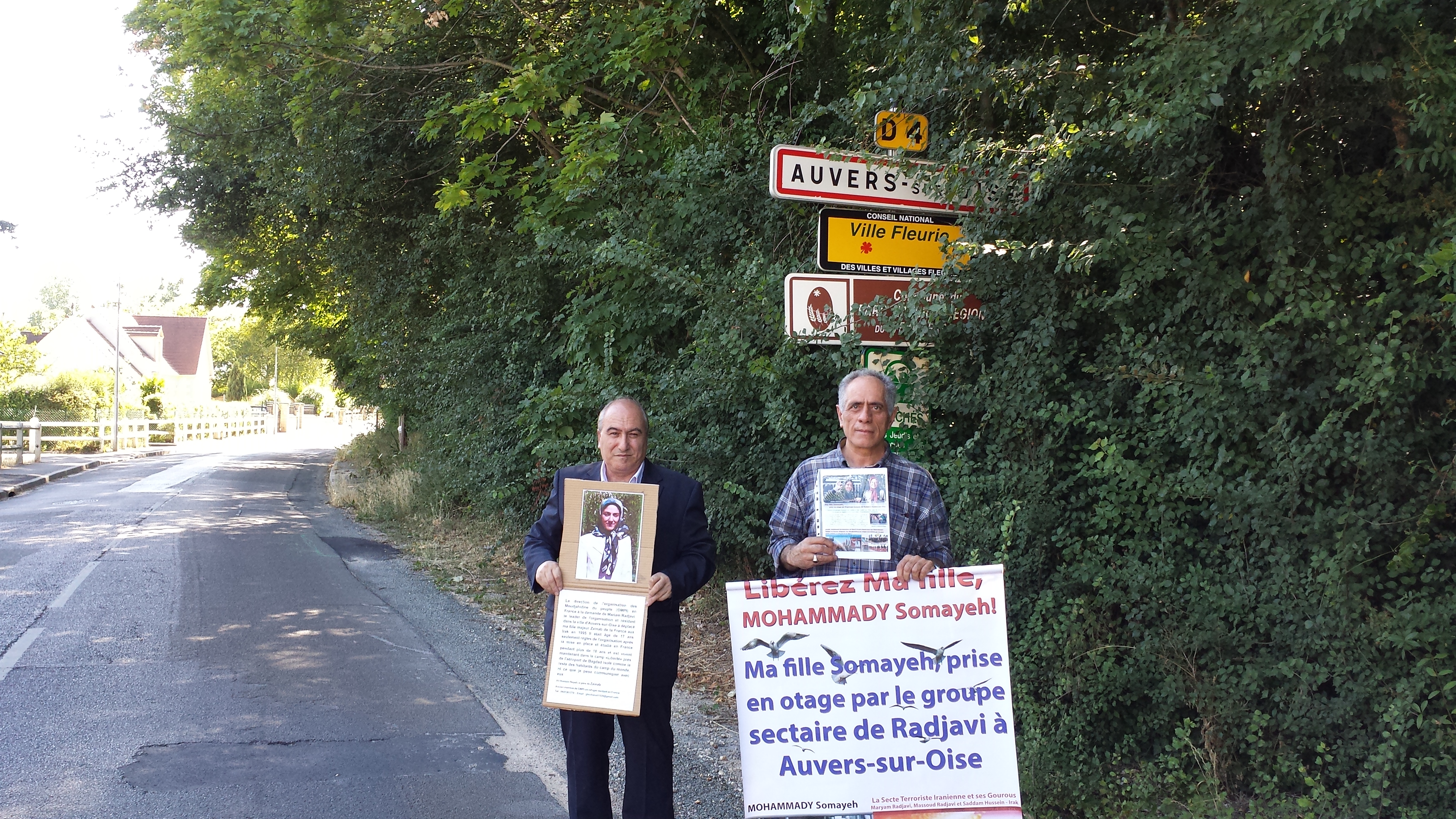 آکسیون دو پدر معترض در فرمانداری اورسورواز فرانسه
