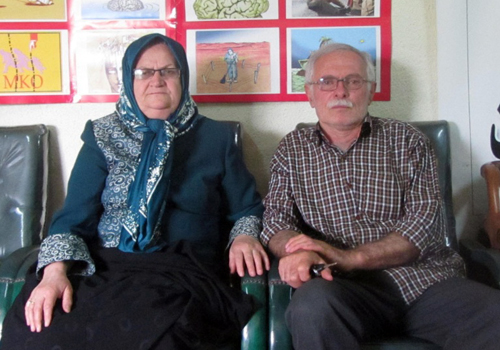 پدر و مادر دردمند احمد و امین تلاوتی از تلاش ها برای رهایی فرزندان خود می گویند