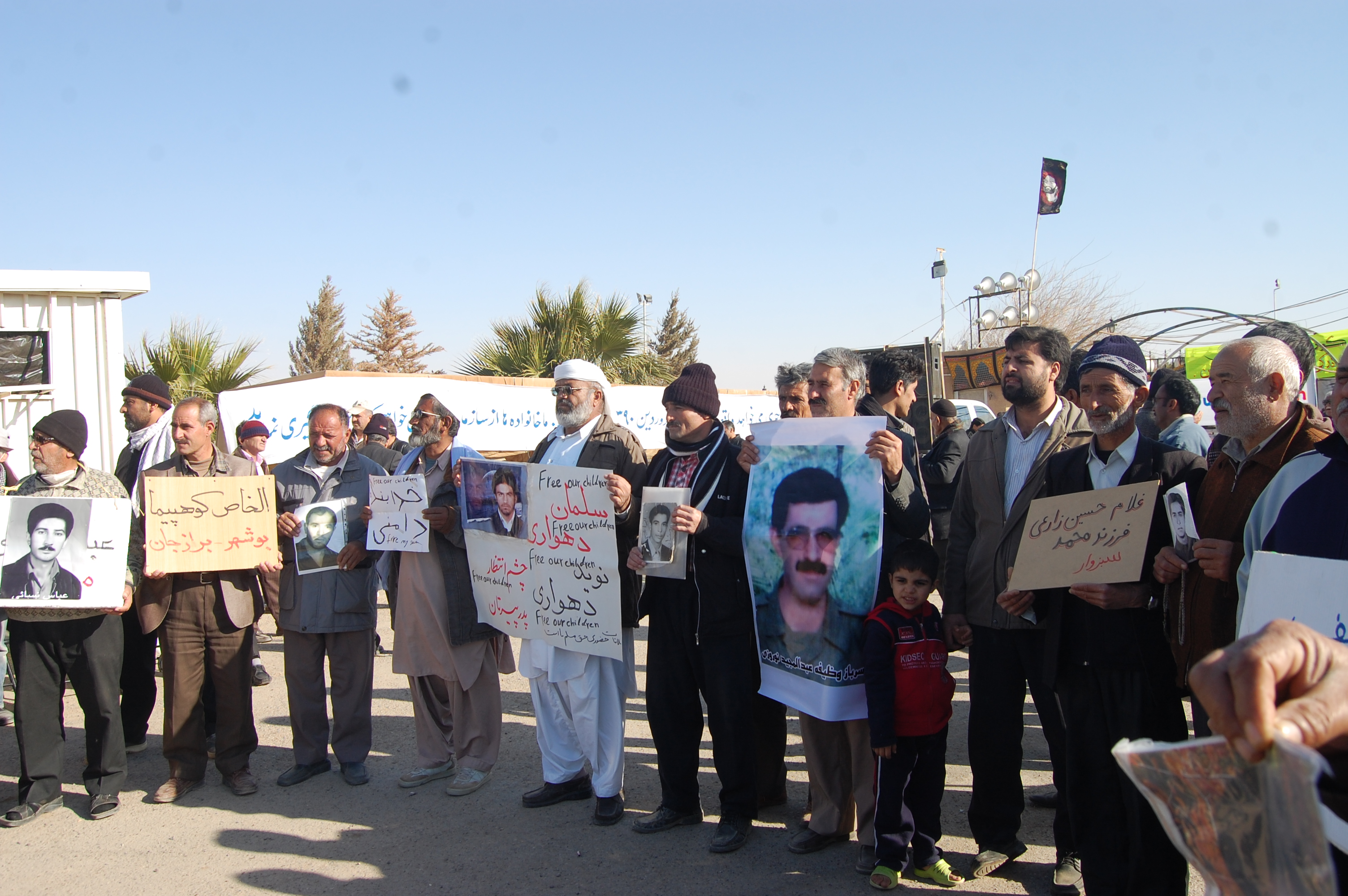 نامه خانواده های خوزستانی به سازمان های بین المللی: ما خواهان ملاقات با اسیران این فرقه درکشورآلبانی هستیم