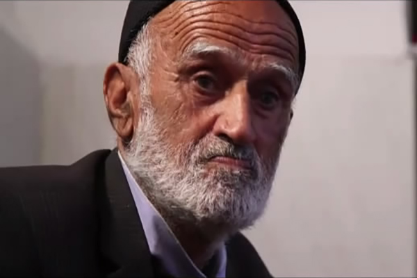 اشک و امید خانواده های اسیران فرقه رجوی در مستند «چیزی شبیه افسانه» + فیلم / ۳ و ۴