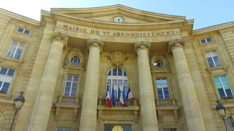 آغاز پروژه شهرداری گردی یک تروریست در پاریس