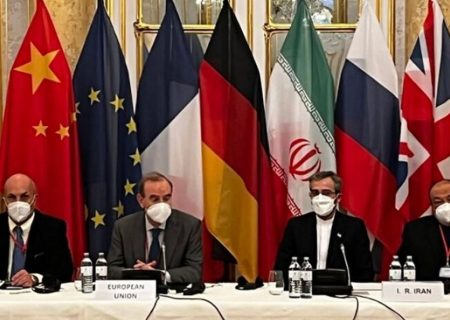 گرگیجه گرفتن رجوی‌ها از مواضع اصولی ایران در مذاکرات برجام / امنیت خویش را با توافق یا بدون توافق معامله نخواهیم کرد