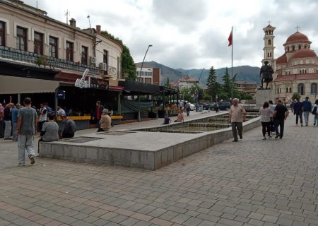 گزارش تصویری از نمایشگاه انجمن «آسیلا» در شهر کورچه آلبانی