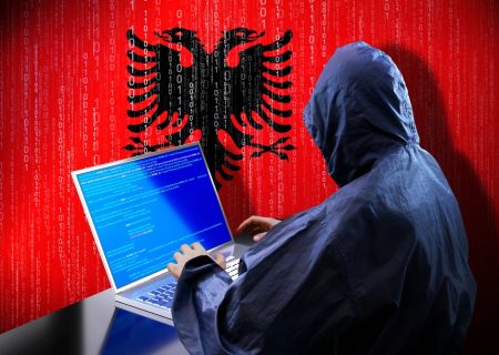 بازتاب گسترده حمله سایبری به زیرساخت‌های آلبانی در رسانه‌های این کشور: ارزش کشور ما چقدر پایین است / «فرقه رجوی آلبانی را وارد جنگ مستقیم با  ایران می‌کند»