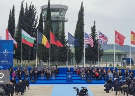 افتتاح پایگاه هوایی ناتو در آلبانی با سرمایه گذاری ۵۰ میلیون یورویی