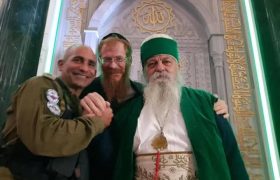 دلیل سکوت رهبر بکتاشیان آلبانی در برابر جنایات آشکار رژیم صهیونیستی