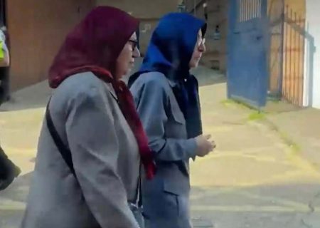 دو مادربزرگ مجاهدین در خیابان‌های آلبانی رویت شدند / «فریبا فسیل‌پور» و «مهین لنگان‌چی» با عزم راسخ در راه نجات ایران!