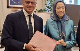 نفرین به این جماعت پست