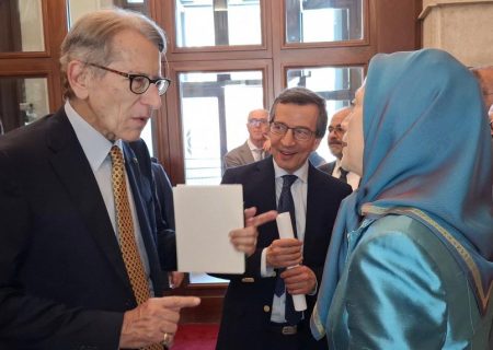 شعبده‌بازی مضحک غرب با دستمال‌های کثیف