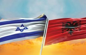 تلاش صهیونیست‌ها برای نفوذ در کشور میزبان منافقین؛ از تأسیس بانک دیجیتال تا فعال‌سازی محصولات امنیتی و دفاعی