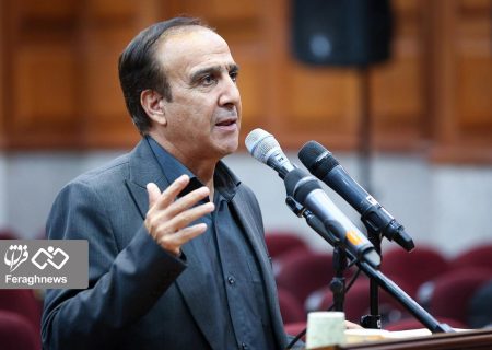 منافقین جرثومه‌های فساد هستند
