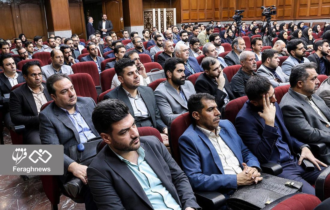 درخواست خانواده‌های شهدا برای اشد مجازات منافقین / قاضی: حکم دادگاه تا اجرای کامل پیگیری خواهد شد