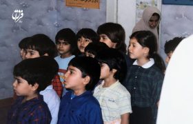 نمایشی از ایدئولوژی پوچ منافقین در مواجهه با یک کودک / اینجا وجدان انسانی معنی ندارد