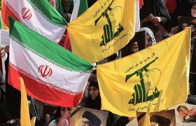 پاسخ رهبر معظم انقلاب به نامه بیعت حزب‌الله، همچون صاعقه‌ای بر پیکره منافقین فرود آمد