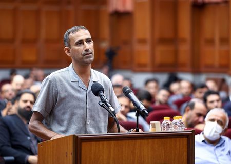 بیشتر گروه‌هایی که با نام «بازنشستگان» در فضای مجازی می‌بینید، متعلق به منافقین است / افشای سمت همسر سابق مریم قجر / منافقین به دنبال خوراک رسانه‌ای خود هستند