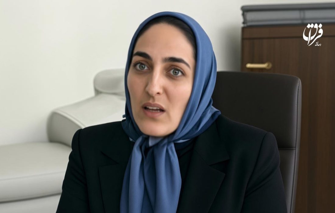 نگاه کردن مخفیانه به تصویر فرزند در دستشویی / اینجا کسی حق ندارد به همسرش فکر کند