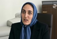 نگاه کردن مخفیانه به تصویر فرزند در دستشویی / اینجا کسی حق ندارد به همسرش فکر کند
